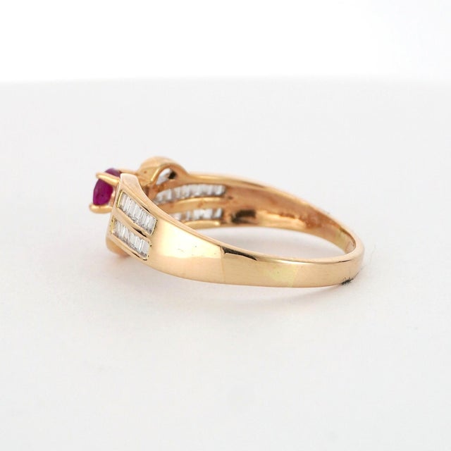 18k Yellow Gold Ring With 0.29ct Ruby & 0.31ct Diamond Accents For Sale - Image 9 of 18