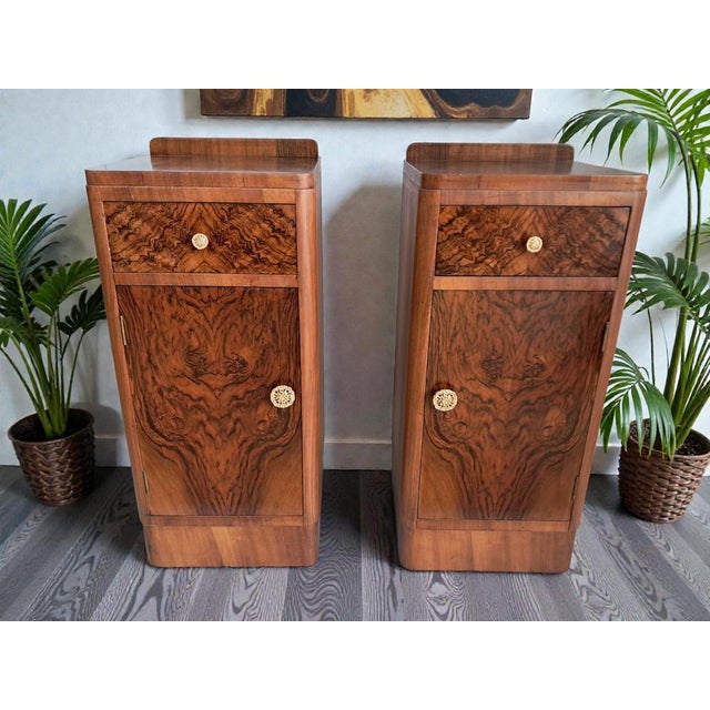 Art Deco Bedside Cabinets in Walnut, 1930, Set of 2 For Sale - Image 3 of 18