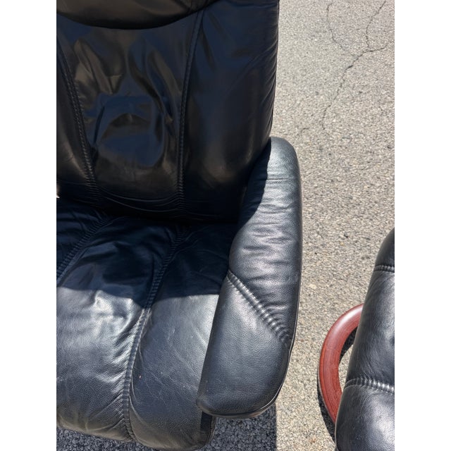 Black Leather Ekornes Stressless Chair & Ottoman For Sale - Image 9 of 12
