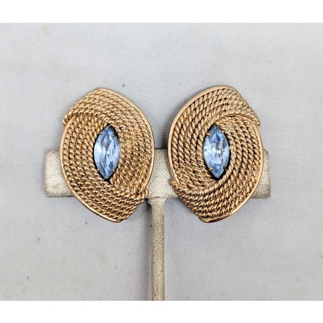 Vintage 1950s Signed Napier Goldtone Faux-Aquamarine Clip Earrings-2 Pieces For Sale In Philadelphia - Image 6 of 8
