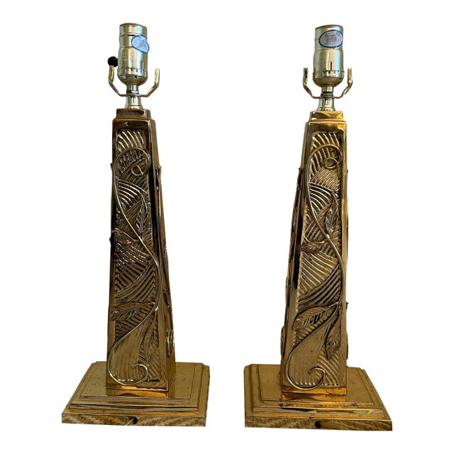A Pair of Vintage Brass Scroll Leaf Lamps For Sale