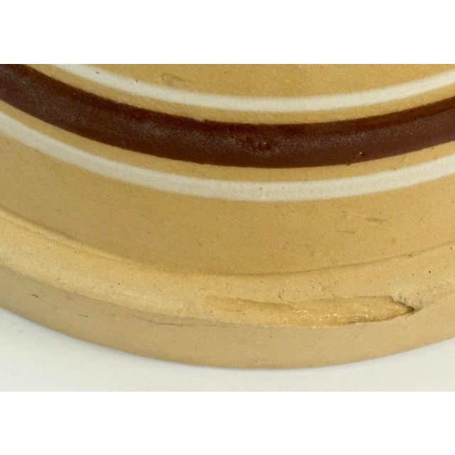 American Brown and White Stripe Yelloware Bowl For Sale - Image 3 of 4
