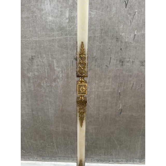 Vintage Italian Onyx Marble and Brass Hall Coat Rack with Rotating Crown and Sculptural Base, 1960s For Sale - Image 4 of 13