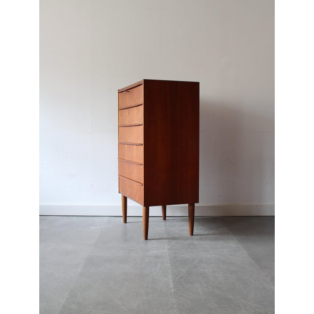1960s Vintage Danish Chest of Drawers in Teak, 1960s For Sale - Image 5 of 11