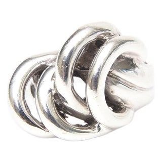 Vintage Sterling Silver Ring With Interlocking Circles, 1960's, Size 8 For Sale