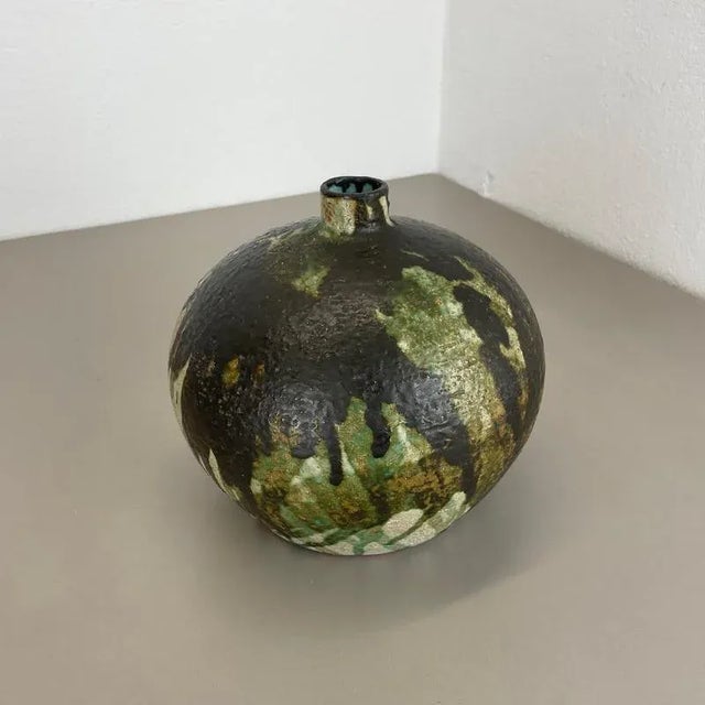 Abstract Ceramic Studio Pottery Vase from Gerhard Liebenthron, Germany, 1963 For Sale - Image 4 of 18