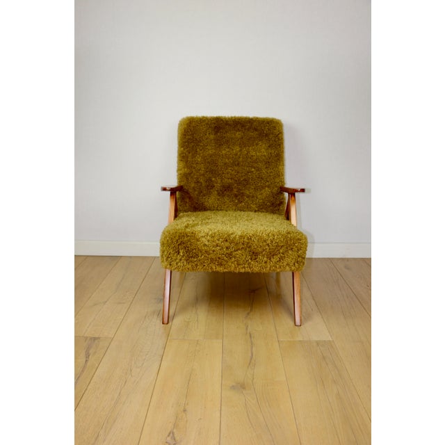 Vintage B-310 Var Lounge Chair with Khaki Long Hair Upholstery, 1970s For Sale - Image 4 of 10
