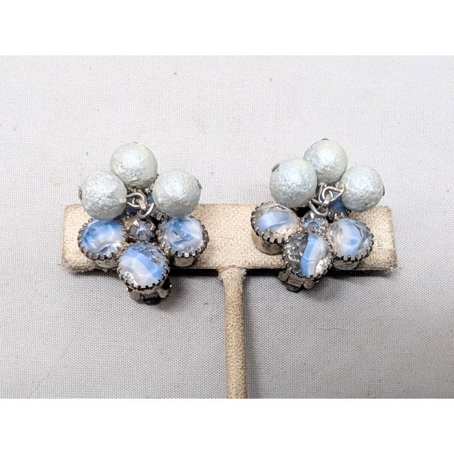 Vintage Verified Delizza & Elster Blue Givre Rhinestone & Baby Blue Dangle Beads Clip Earrings-2 Pieces For Sale In Philadelphia - Image 6 of 9