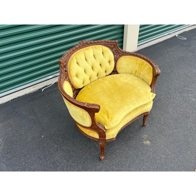 Victorian Tufted Velvet Parlor Chair For Sale In Philadelphia - Image 6 of 8