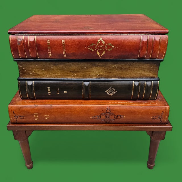 Traditional Vintage Edwardian Faux Stacked Books Side Table Made in Italy For Sale - Image 3 of 8