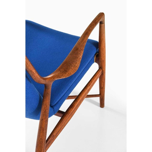 NV-45 Easy Chair in Teak, Leather and Wool attributed to Finn Juhl, 1945 For Sale - Image 4 of 13