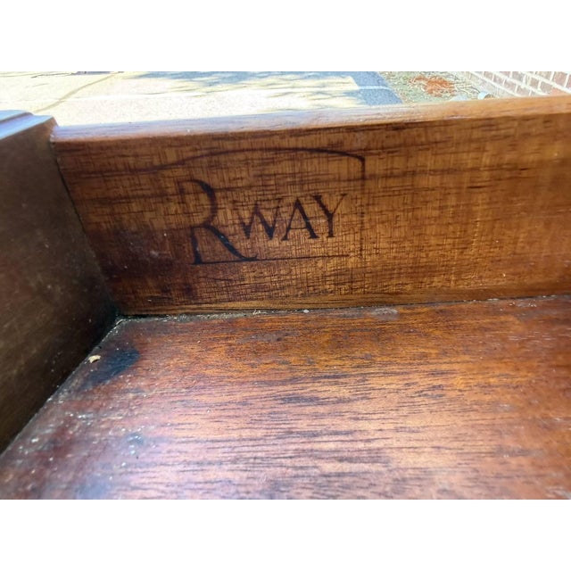 Mid 20th Century Pair of Frederal Style Bowfront Mahogany 1 Drawer Nightstands by Rway Furniture For Sale - Image 13 of 17