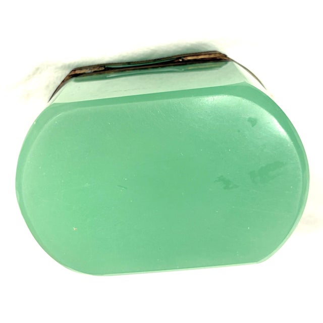 19th Century France Green Opaline Glass Hinged Jewelry Box With Ormolu Mounts For Sale - Image 11 of 12