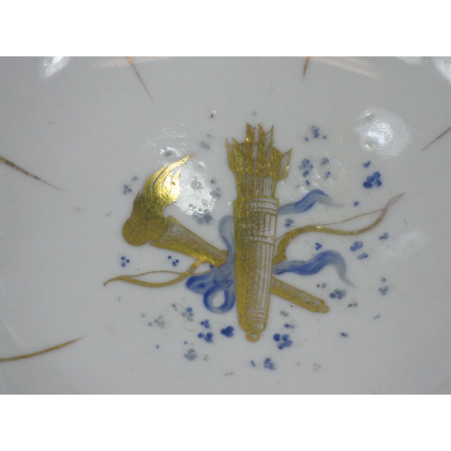 Mid 19th Century KPM Porcelain Neoclassical Bow & Arrow, Grapes & Leaves Bowl, Hand Painted Gold & Blue Accented For Sale - Image 6 of 14