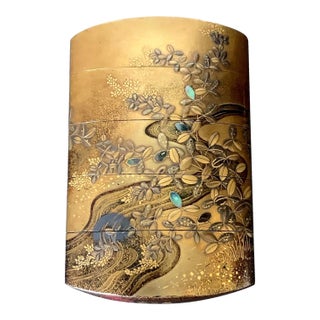 Fine Japanese Lacquered Inro with Inlays by Kajikawa For Sale