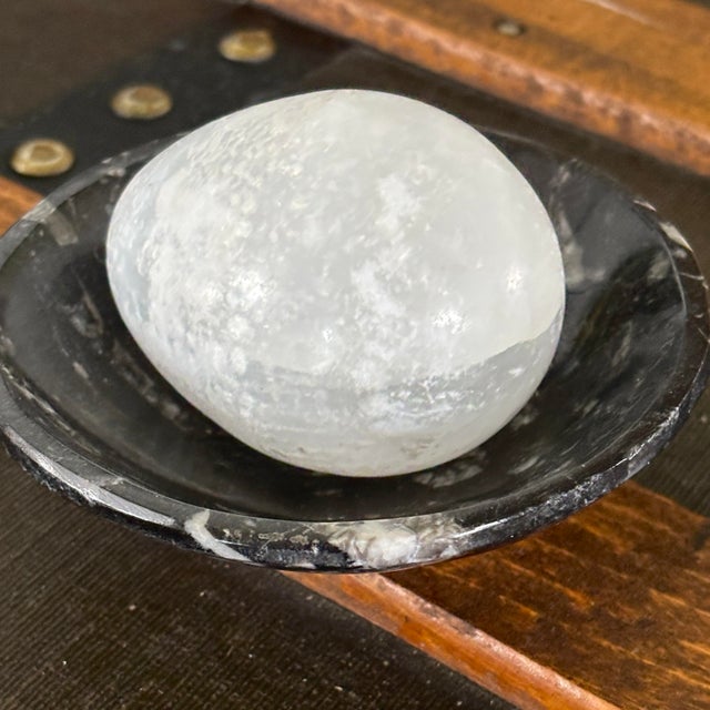 2000 - 2009 Vintage Crystal Egg Polished - Fossil Bowl (2pc) For Sale - Image 5 of 10
