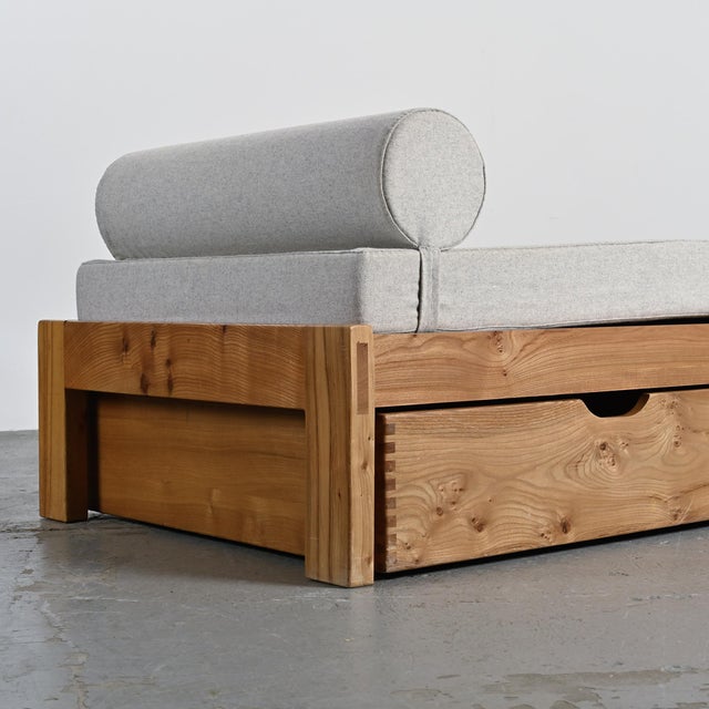 Pine Daybed from Atenor, France, 1970s For Sale - Image 11 of 16