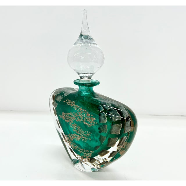 Vintage Mid Century Emerald and Gold Hand Blown Art Glass Perfume Bottle With Clear Glass Stopper For Sale - Image 4 of 7