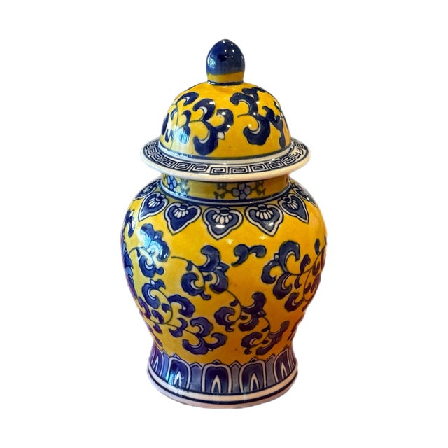 Ceramic Late 20th Century Yellow & Blue Chinoiserie Ginger Jar For Sale - Image 7 of 7
