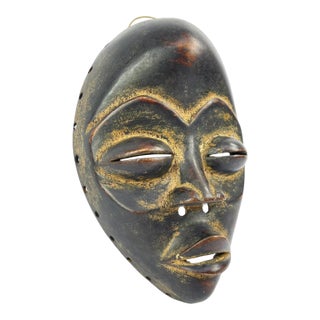 Early 20th Century Dan Wooden Mask For Sale