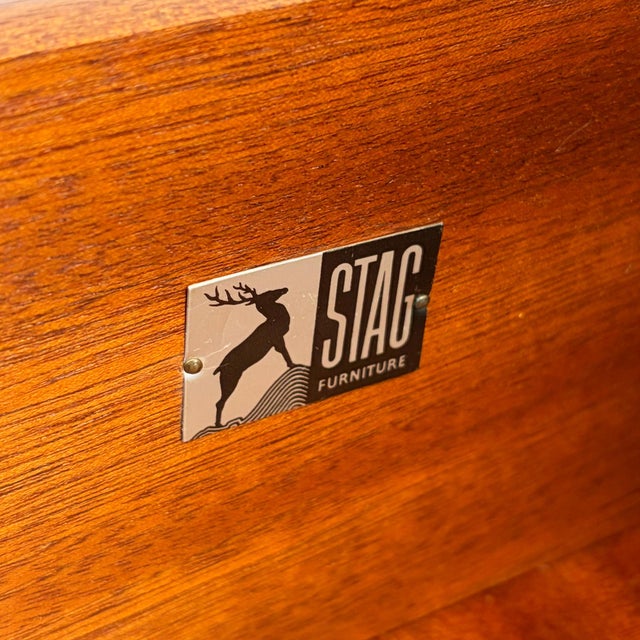Walnut C Range Chest of Drawers with Mirror by John & Sylvia Reid for Stag, 1950s For Sale - Image 10 of 12