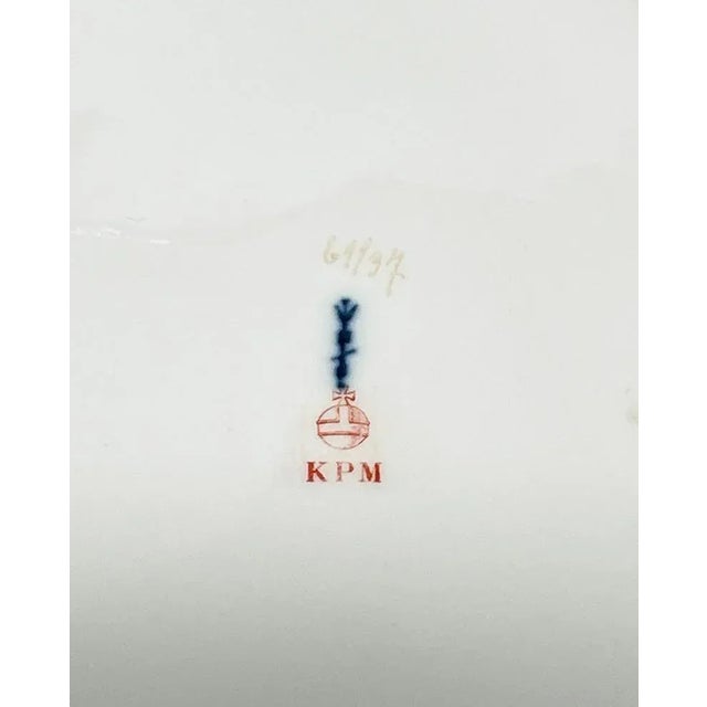 Octonal Openwork Porcelain Basket attributed to Kpm, Berlin, 1890s For Sale - Image 5 of 6