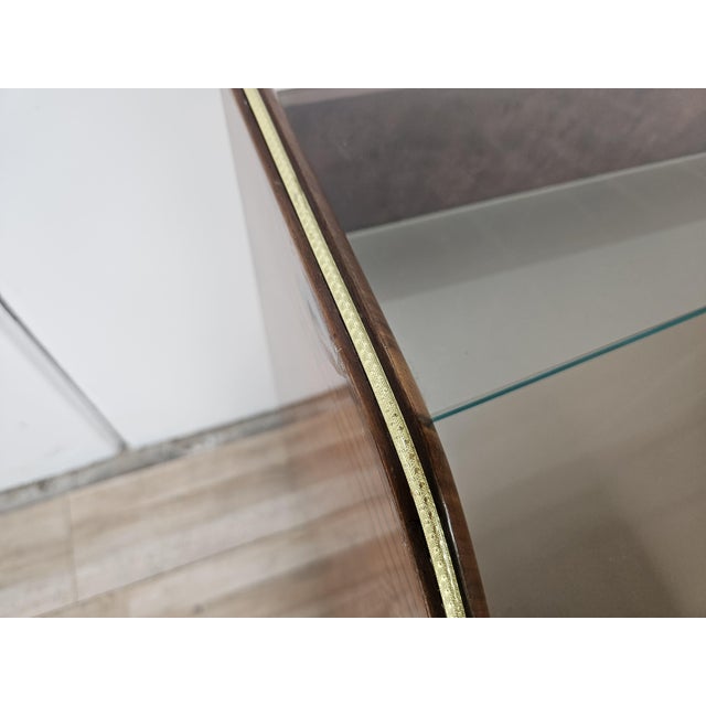 Mid-Century Modern Walnut Burl Chest of Drawers with Double Glass Top, 1950 For Sale - Image 3 of 18