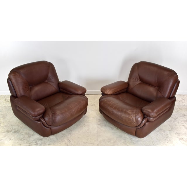 Mid-Century Modern 1970s Post Modern Italian Leather Lounge Chairs – A Pair For Sale - Image 3 of 12