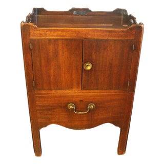 Circa 1765-1780 English George III Period Bedside Commode Table For Sale