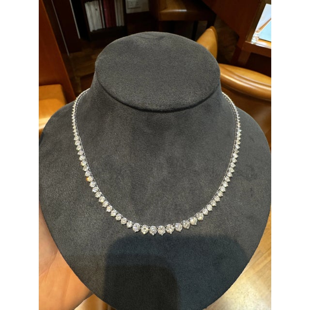 Natural 15.50 CTTW Graduated Diamond Riviera Necklace in Platinum 900 For Sale In Miami - Image 6 of 8