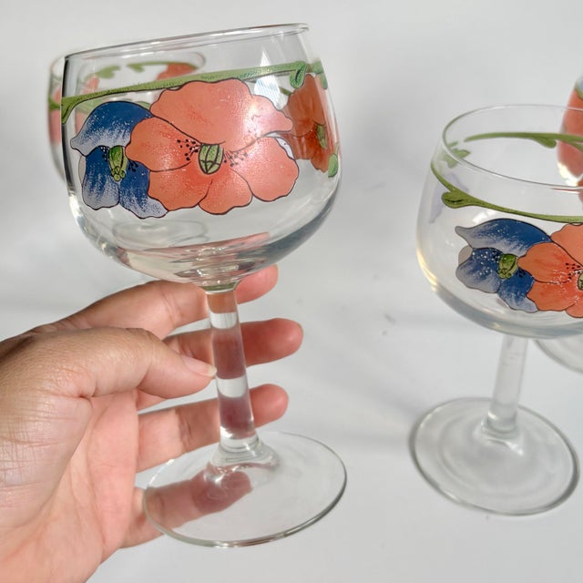 1980s Villeroy & Boch “Amapola” Goblet Glasses – Floral Art Wine Glasses - Set of 4 For Sale In Miami - Image 6 of 8