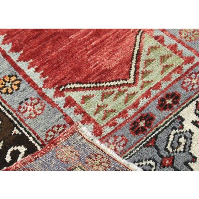 1960s Turkish Oushak Rug For Sale - Image 4 of 7
