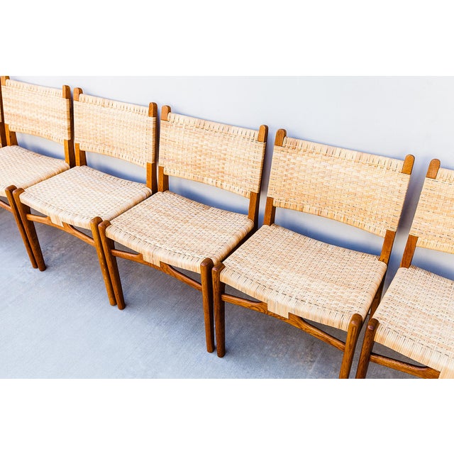 1960s Restored Hans Wegner Ch 31 Oak Dining Chairs - Set of 8 For Sale - Image 9 of 16