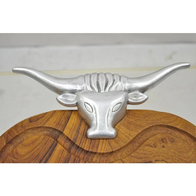Mid-Century Modern Vintage Longhorn Bull Steer Cast Aluminum Wooden Cutting Board Arthur Court For Sale - Image 3 of 11