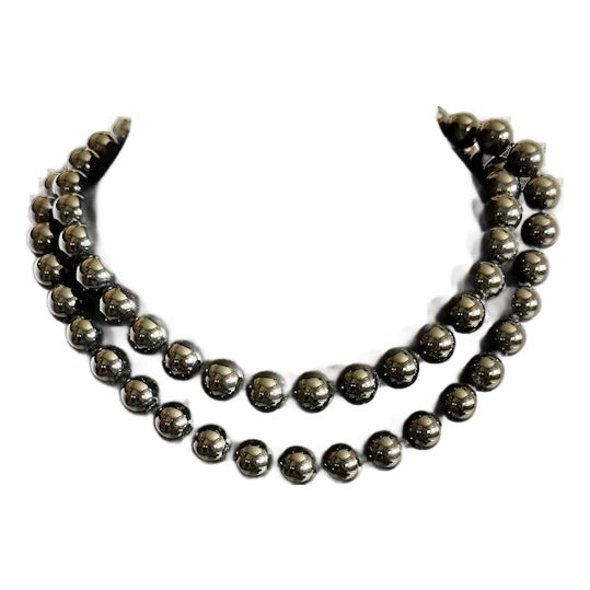 Mid 20th Century Long Onyx Necklace For Sale