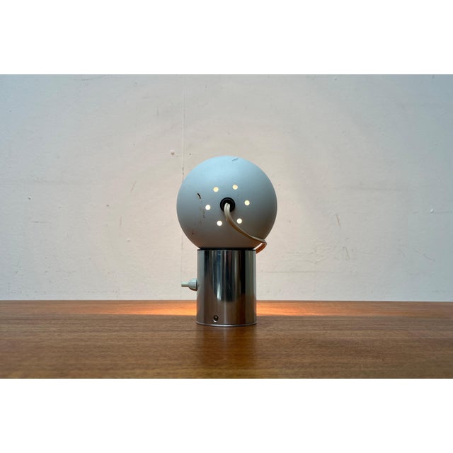 Mid-Century Swiss Minimalist Space Age Magnet Table Lamp, 1960s For Sale - Image 4 of 18