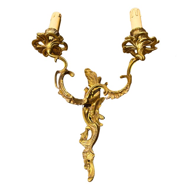 Large French Louis XV Style Rococo Revival Gilt Bronze Wall Sconces, 1880s, Set of 2 For Sale - Image 4 of 8