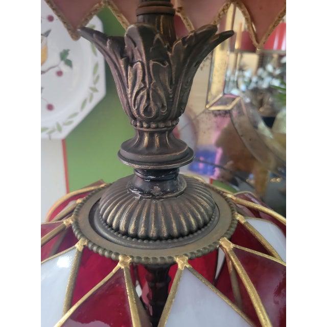 1950s Rare Vintage Extra Tall Hollywood Regency White Red Lotus Flower Custom Pleated Shade Table Lamp For Sale - Image 5 of 10