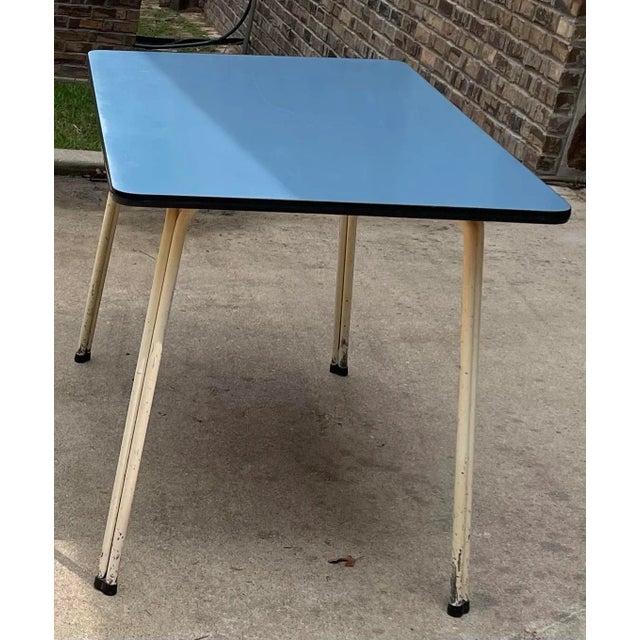 Vintage Mid Century Enamel Top “i Love Lucy” Dining Table For Sale - Image 4 of 12