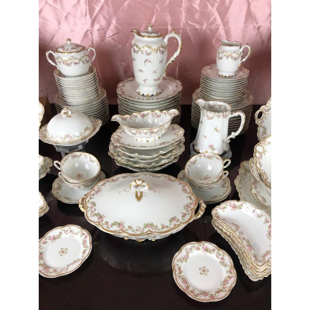 1900 - 1909 Antique Haviland Limoges Schleiger 270 Dinnerware Set - Service for 12, 107 PCS For Sale - Image 5 of 12