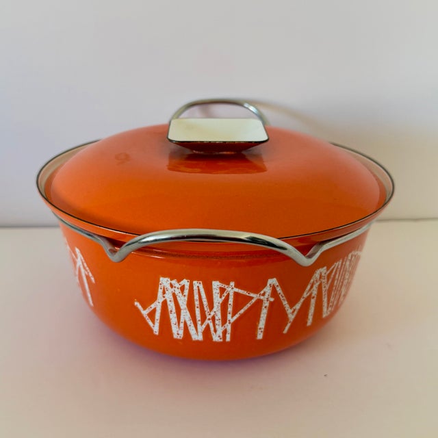 1960s Mid-Century Modern Catherineholm Rune Fence Post Sticks Casserole Dutch Oven W Lid Orange & White For Sale In Phoenix - Image 6 of 13