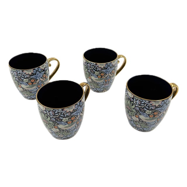 Morris & Co. Porcelain Mug With Classic Strawberry Thief Motif and Gold Handles - Set of 4 For Sale
