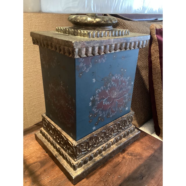 Vintage Chinoiserie Teal Floral & Gilt Architectural Table Lamps - a Pair For Sale - Image 10 of 12