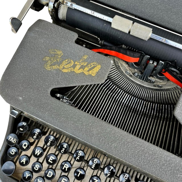 Antique Zeta 1511 Typewriter Czechoslovakia 1950s For Sale - Image 10 of 10