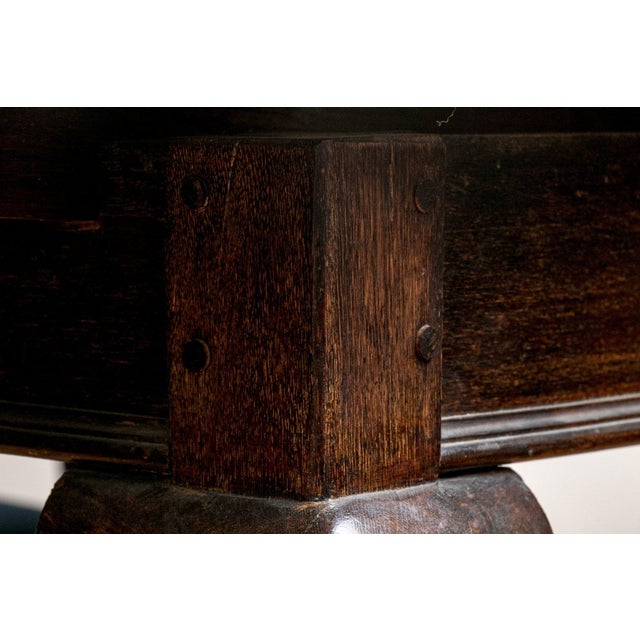 Antique Small Queen Anne Style Extendable Dining Set—Five Pieces For Sale - Image 12 of 17