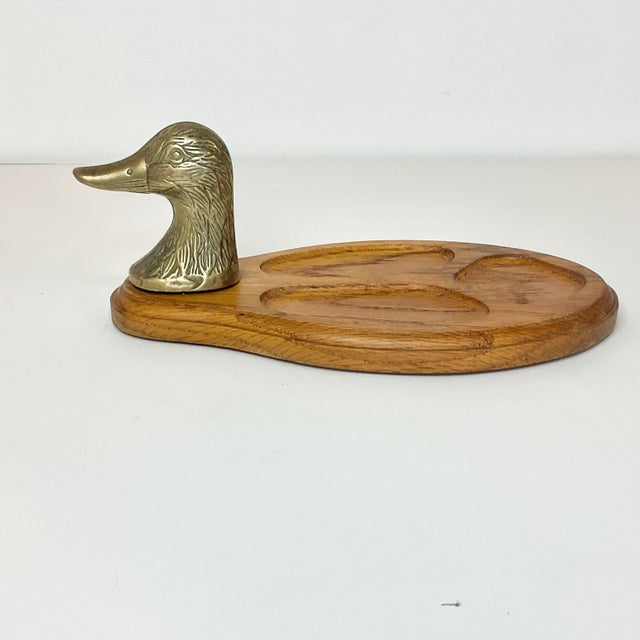 1970s Mid-Century Rustic Arts & Crafts Brass Duck & Oak Dresser Top Valet Caddy Catchall For Sale - Image 4 of 8