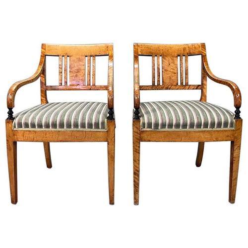 1920s Set of Biedermeier Swedish Carver Chairs in Quilted Golden Birch Square, 1920s For Sale - Image 5 of 5