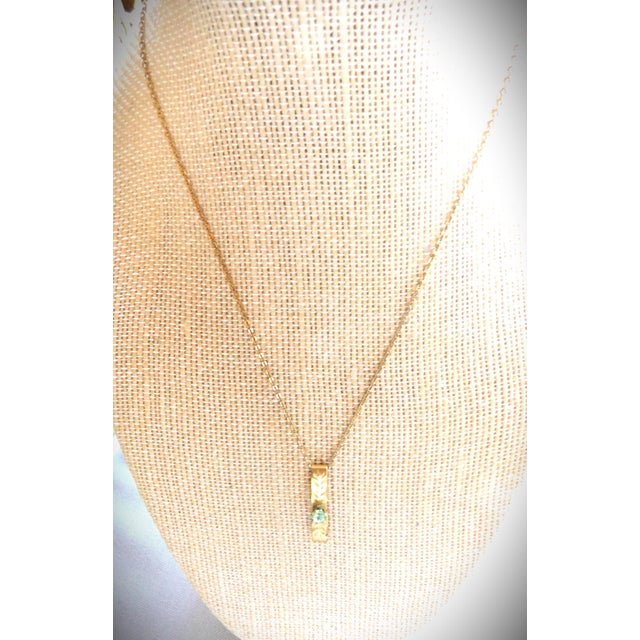 Victorian Antique Victorian Gold Lingerie Pin Necklace With Green Peridot Stone For Sale - Image 3 of 9