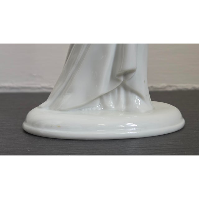 Mid-20th-Century Metzler & Ortloff German Porcelain Madonna and Child Figurine For Sale - Image 9 of 18