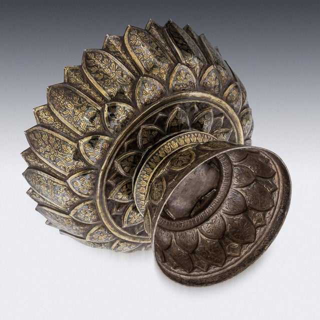 Metal 19th Century Thai Silver-Gilt Niello Enamel Bowl, 1800s For Sale - Image 7 of 18